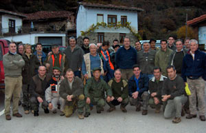 Foto de archivo de la cuadrilla 141 posando en San Pedro