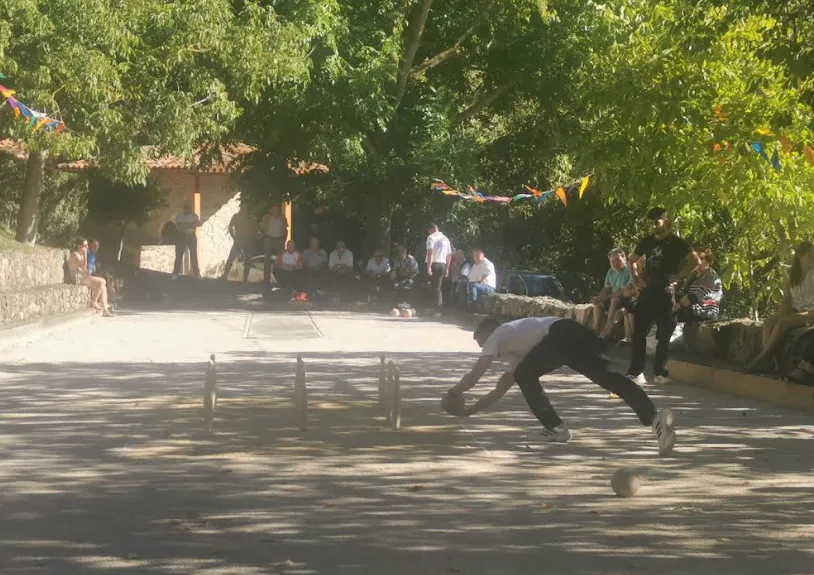 Concurso de Bolo Palma en la bolera de Pumareña