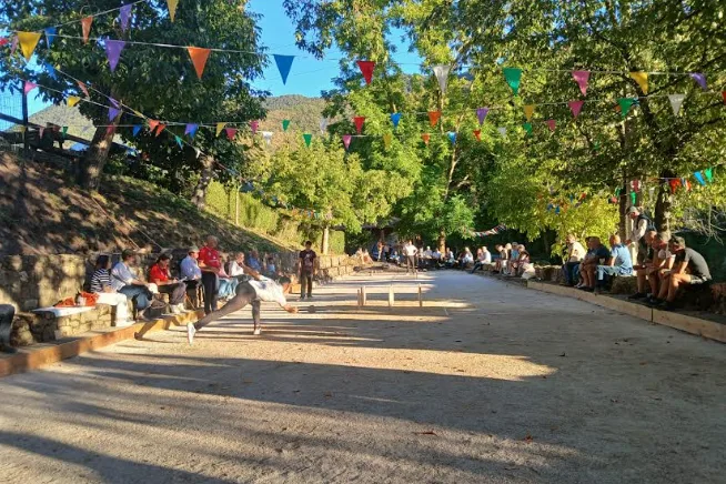 Concurso de Bolo Palma en la bolera de Pumareña
